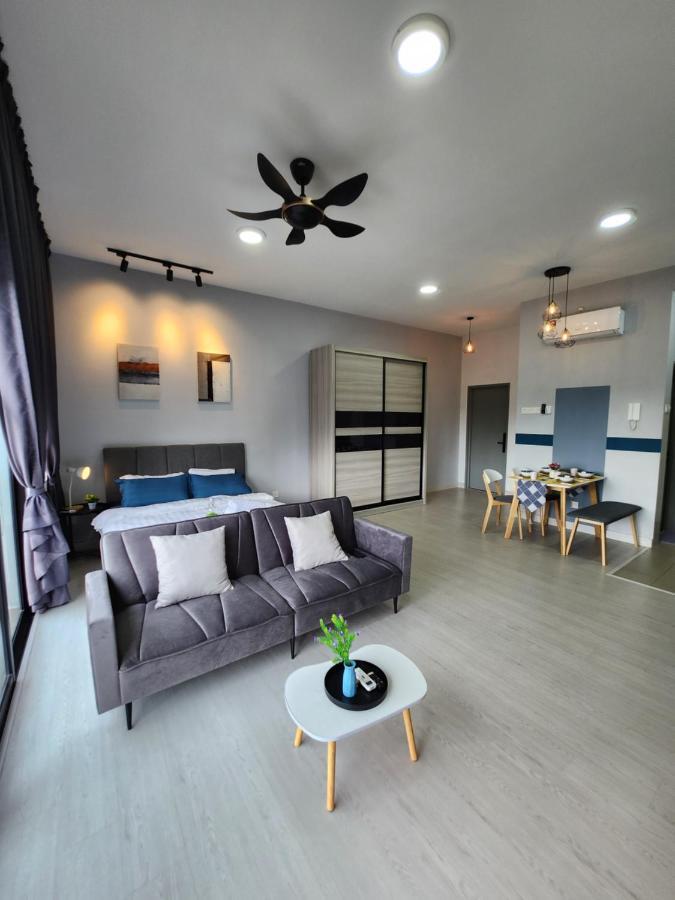 Taman Equine Comfy Studio#Greenery View#4 Pax#Aeon Mall Seri Kembangan Exterior photo
