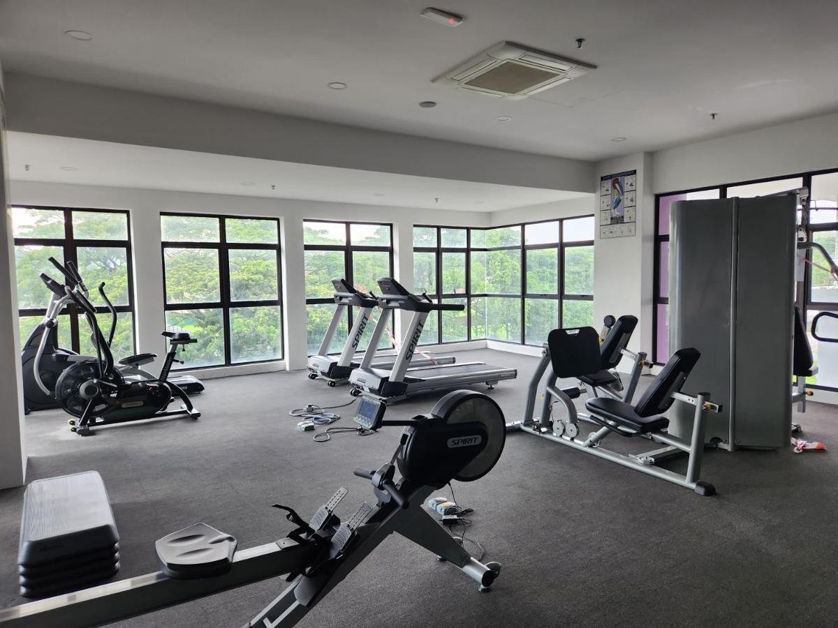 Taman Equine Comfy Studio#Greenery View#4 Pax#Aeon Mall Seri Kembangan Exterior photo