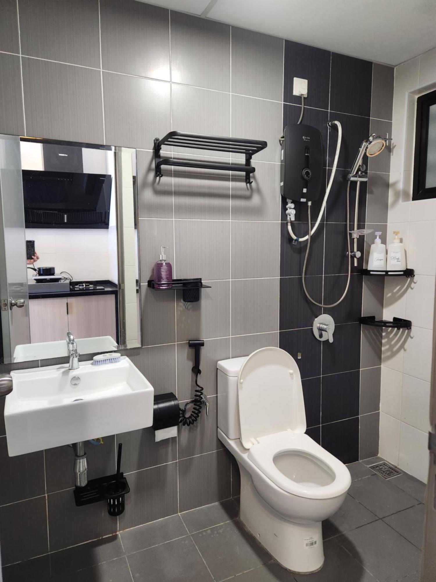 Taman Equine Comfy Studio#Greenery View#4 Pax#Aeon Mall Seri Kembangan Exterior photo