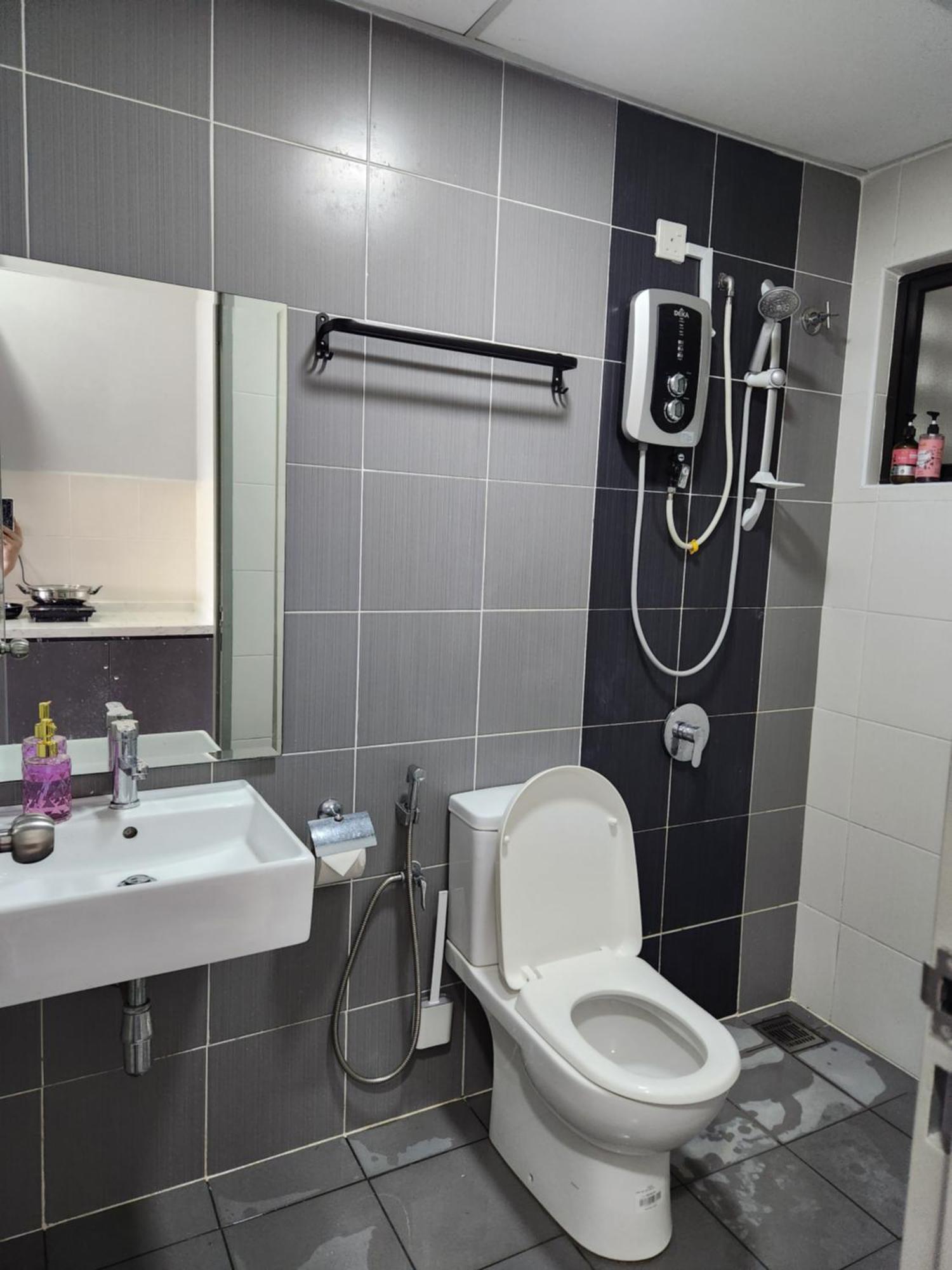 Taman Equine Comfy Studio#Greenery View#4 Pax#Aeon Mall Seri Kembangan Room photo